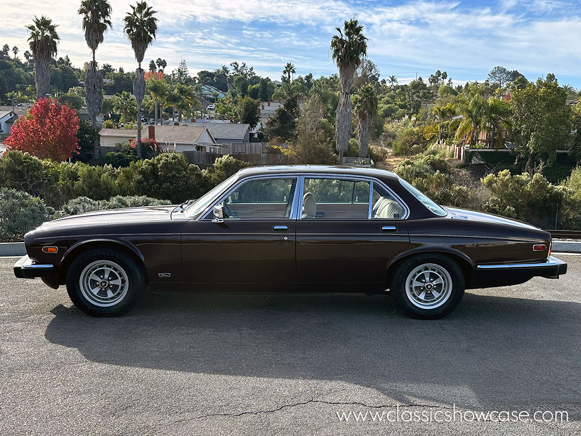 1983 Jaguar XJ6 Series III 4.2 Sedan