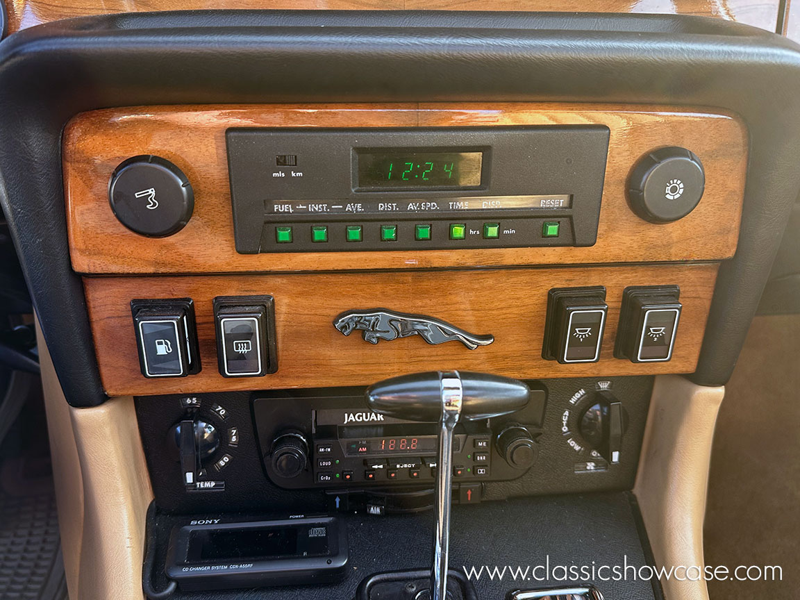 1983 Jaguar XJ6 Series III 4.2 Sedan