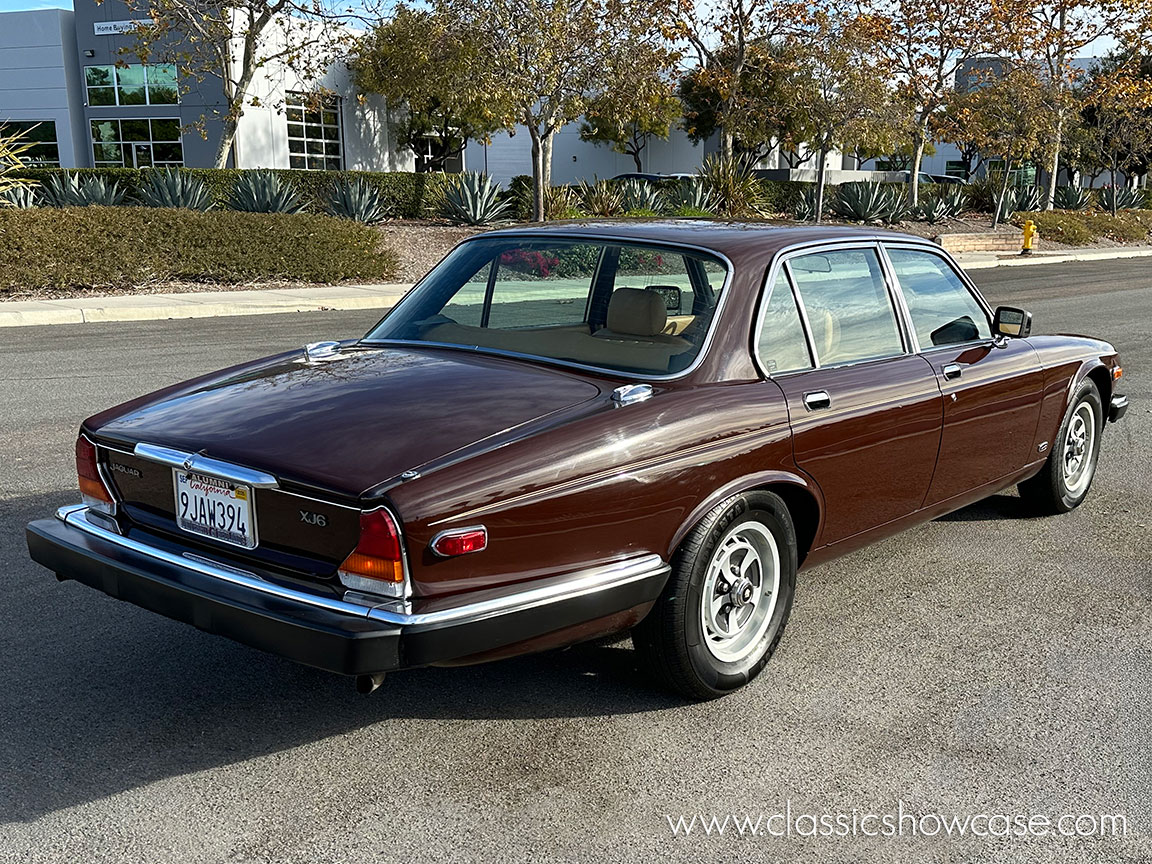 1983 Jaguar XJ6 Series III 4.2 Sedan