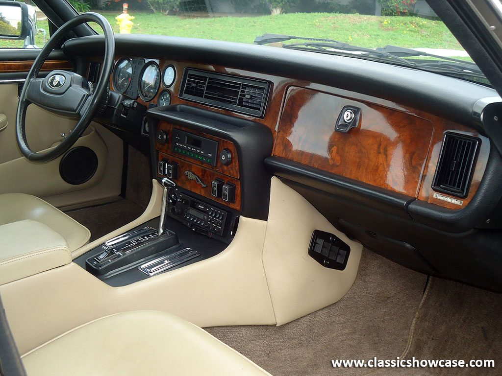 1985 Jaguar XJ6 Vanden Plas Sedan