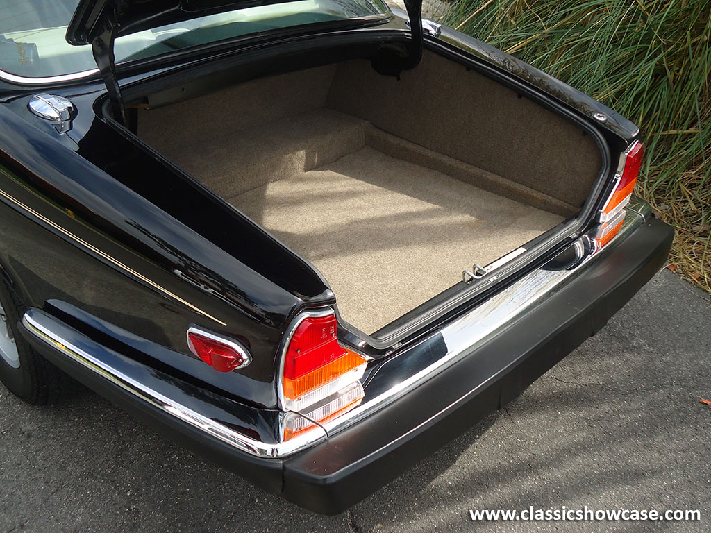 1985 Jaguar XJ6 Vanden Plas Sedan