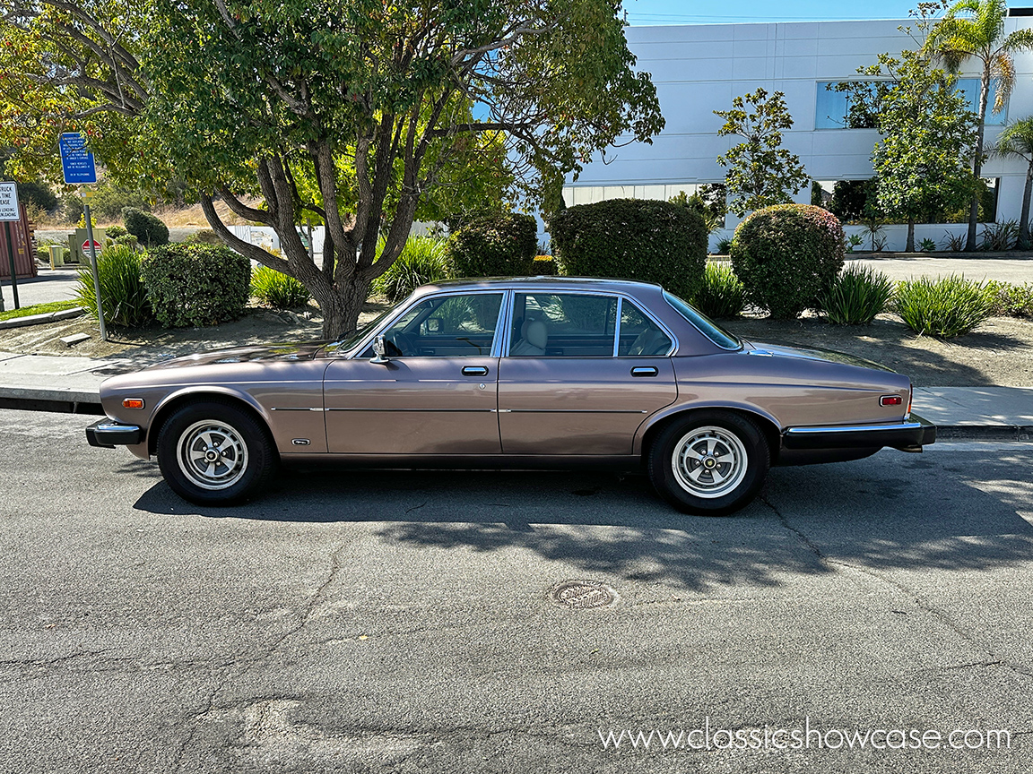 1986 Jaguar XJ6 Series III 4.2 Sedan