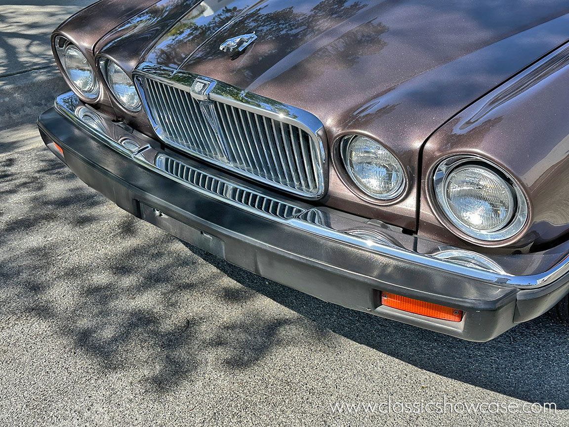 1986 Jaguar XJ6 Series III 4.2 Sedan