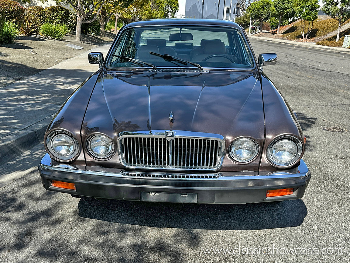 1986 Jaguar XJ6 Series III 4.2 Sedan