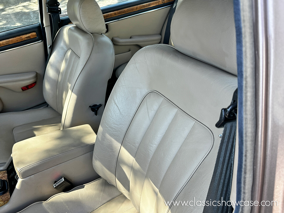 1986 Jaguar XJ6 Series III 4.2 Sedan