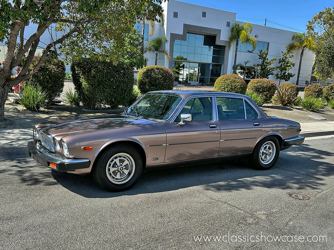 1986 Jaguar XJ6 Series III 4.2 Sedan