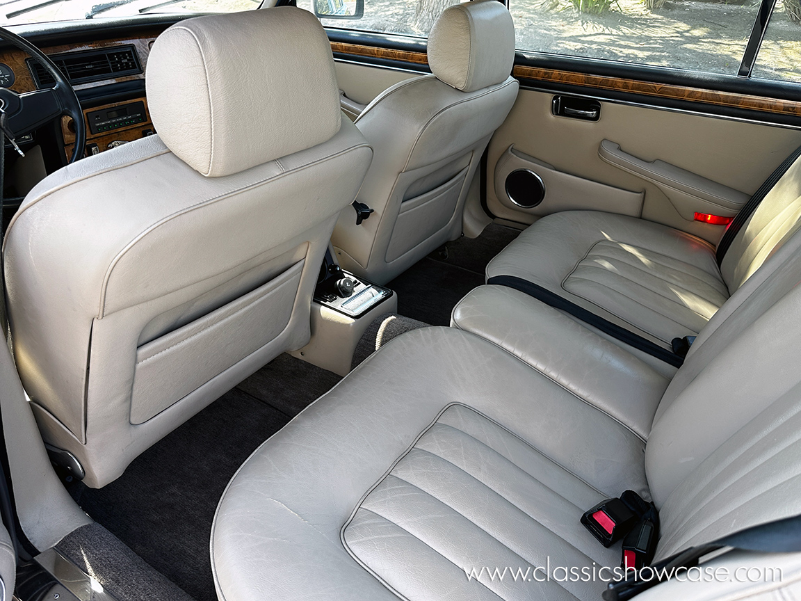 1986 Jaguar XJ6 Series III 4.2 Sedan
