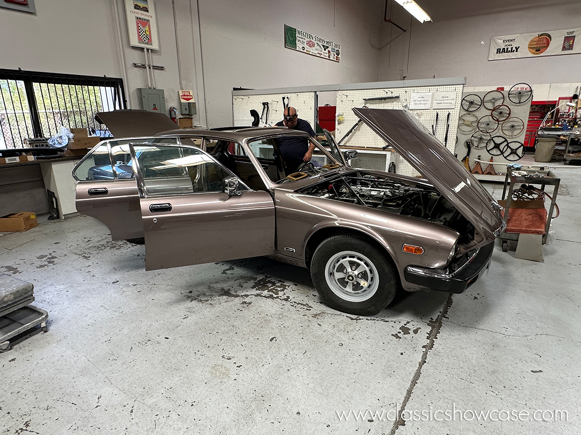 1986 Jaguar XJ6 Vanden Plas Series III 4.2 Sedan