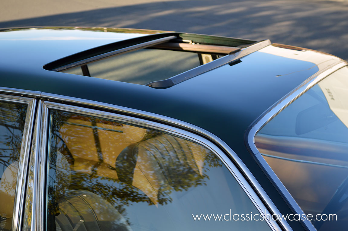 1986 Jaguar XJ6 Series III 4.2 Sedan