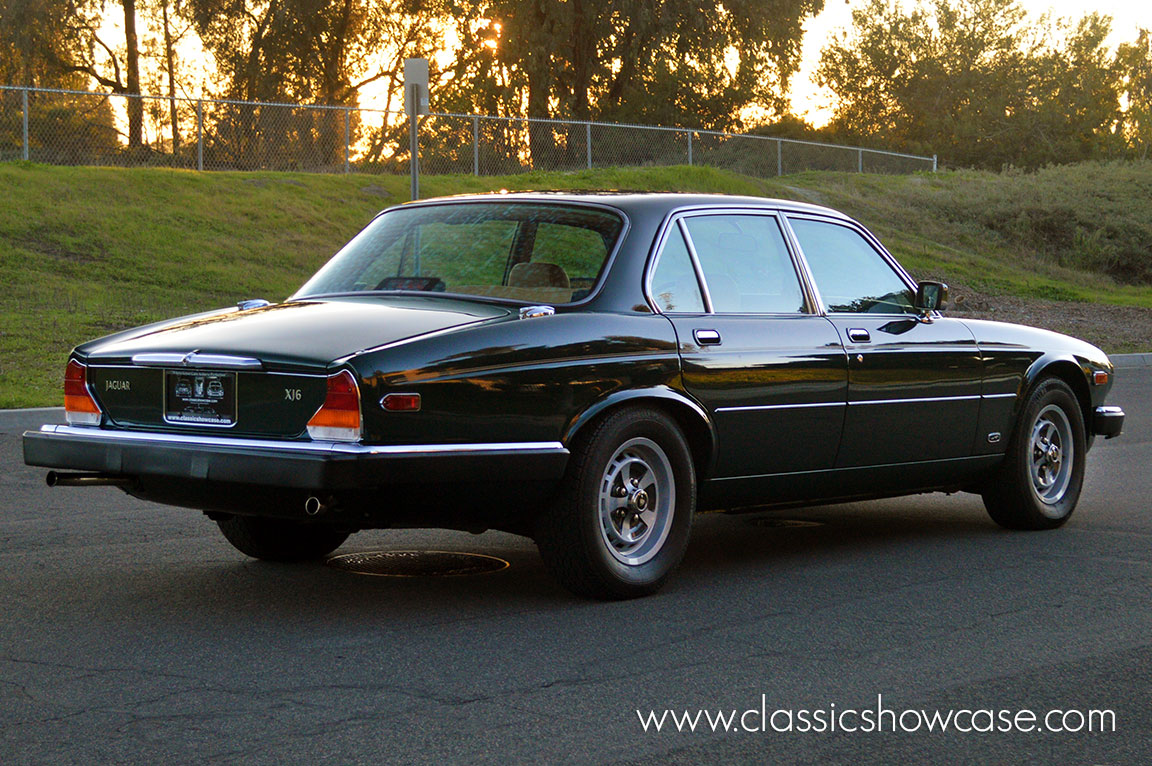 1986 Jaguar XJ6 Series III 4.2 Sedan