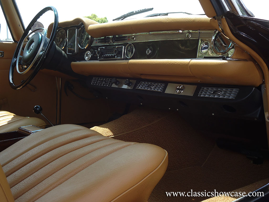 1960 Mercedes-Benz 280SL Roadster