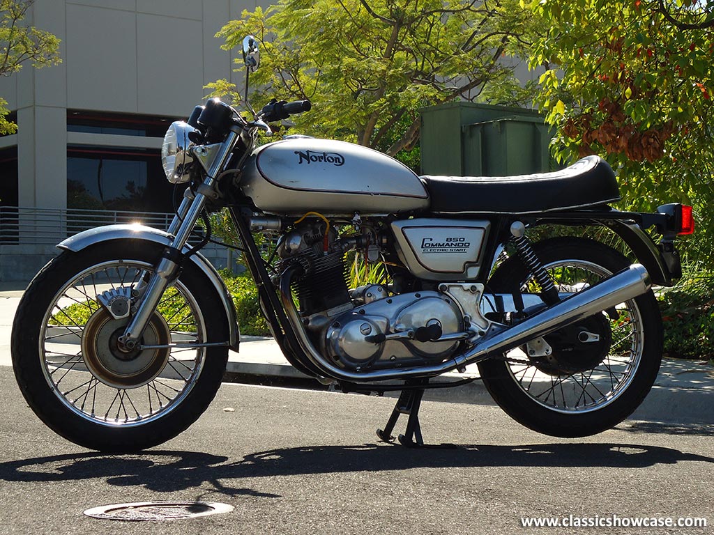 1975 Norton Motorcycles 850 Commando