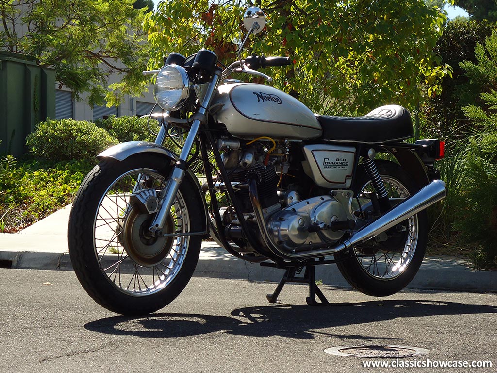 1975 Norton Motorcycles 850 Commando