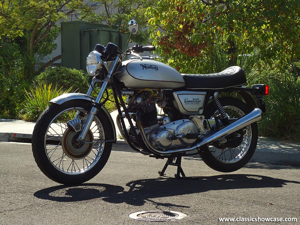 1975 Norton Motorcycles 850 Commando