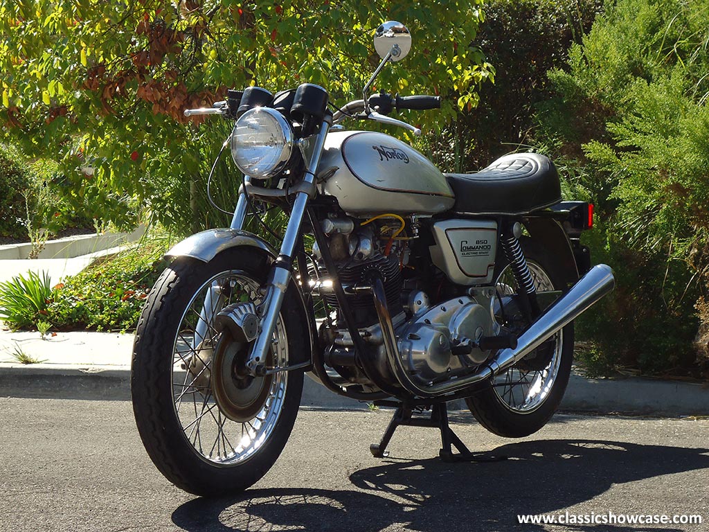 1975 Norton Motorcycles 850 Commando