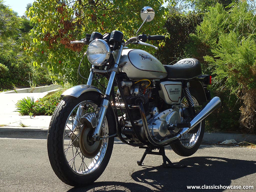 1975 Norton Motorcycles 850 Commando