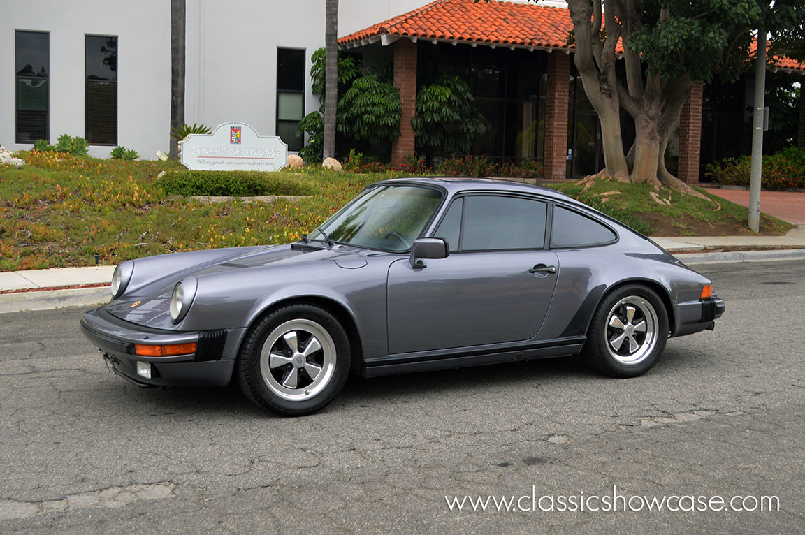 1986 Porsche 911 Carrera Coupe