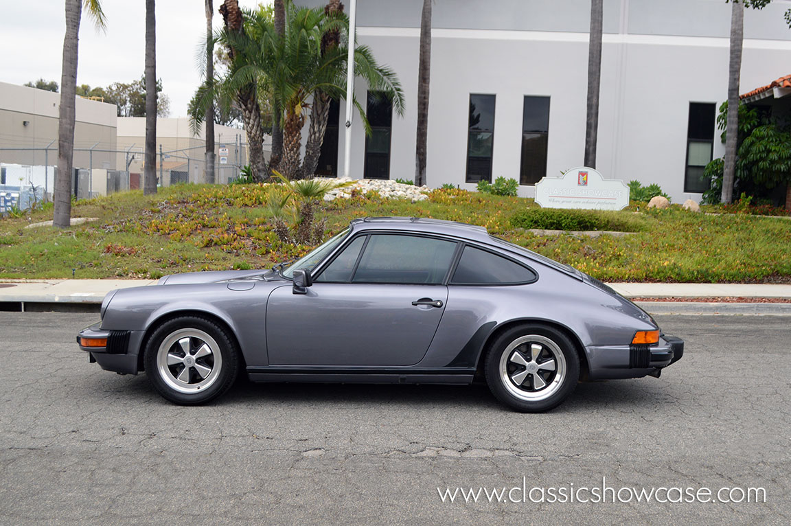 1986 Porsche 911 Carrera Coupe