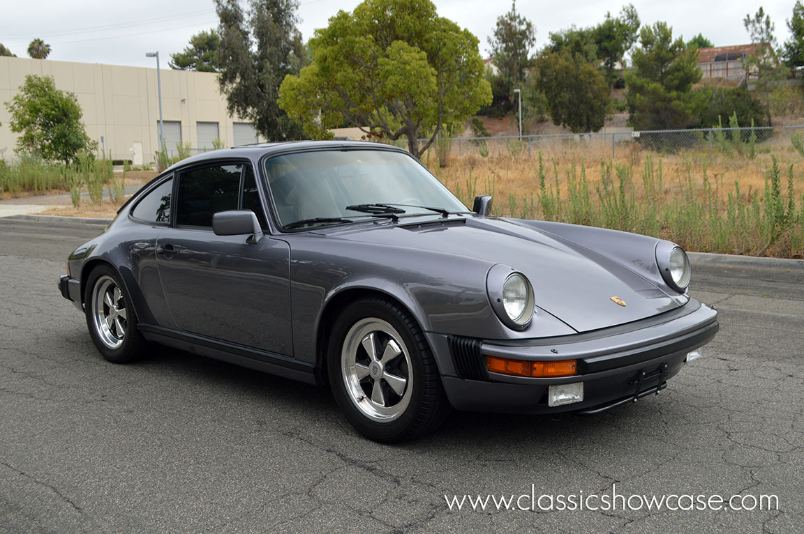 1986 Porsche 911 Carrera Coupe