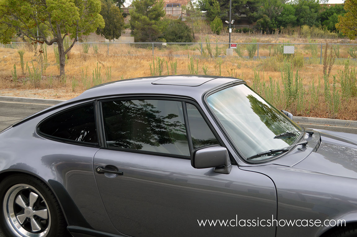 1986 Porsche 911 Carrera Coupe