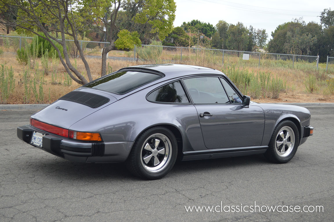 1986 Porsche 911 Carrera Coupe