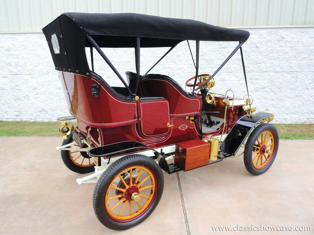 1905 REO Two-Cylinder Five-Passenger Detachable Tonneau