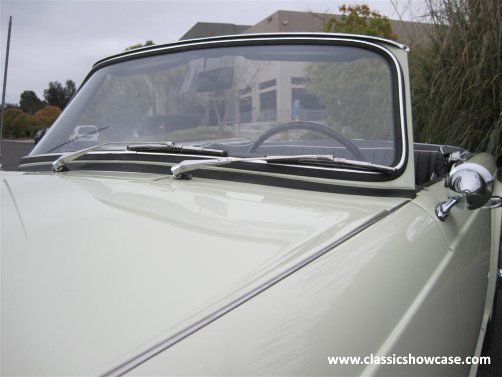 1965 Triumph TR4 Roadster