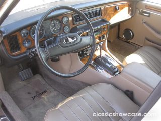 1986 Jaguar XJ6 Sedan